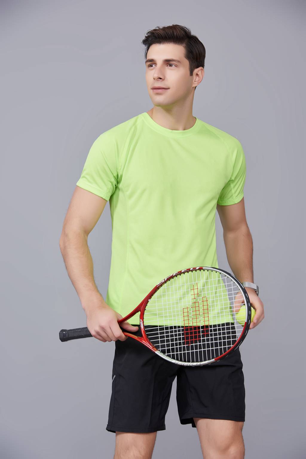 純色T恤  簡約大方經(jīng)典時尚  果綠色